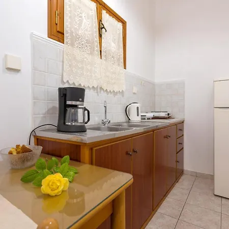 Anemomylos Studios - Private Pool, Family Escape, By Zantewize Vasilikos  Room photo