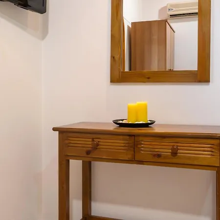 Anemomylos Studios - Private Pool, Family Escape, By Zantewize Vasilikos  Room photo