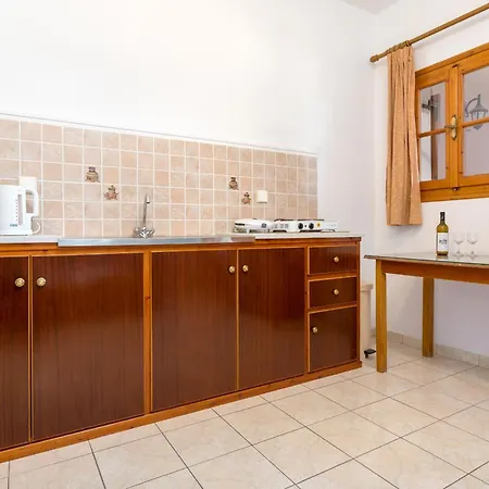 Anemomylos Studios - Private Pool, Family Escape, By Zantewize Vasilikos  Room photo