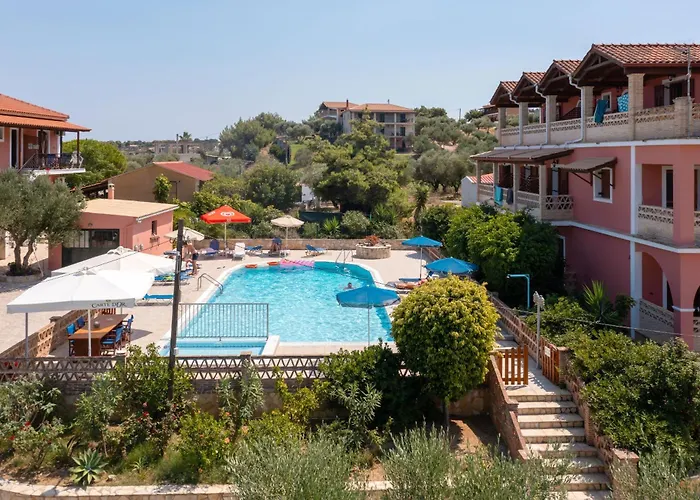 Anemomylos Studios - Private Pool, Family Escape, By Zantewize