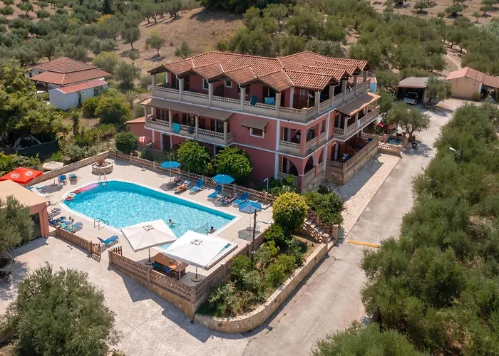Anemomylos Studios - Private Pool, Family Escape, By Zantewize