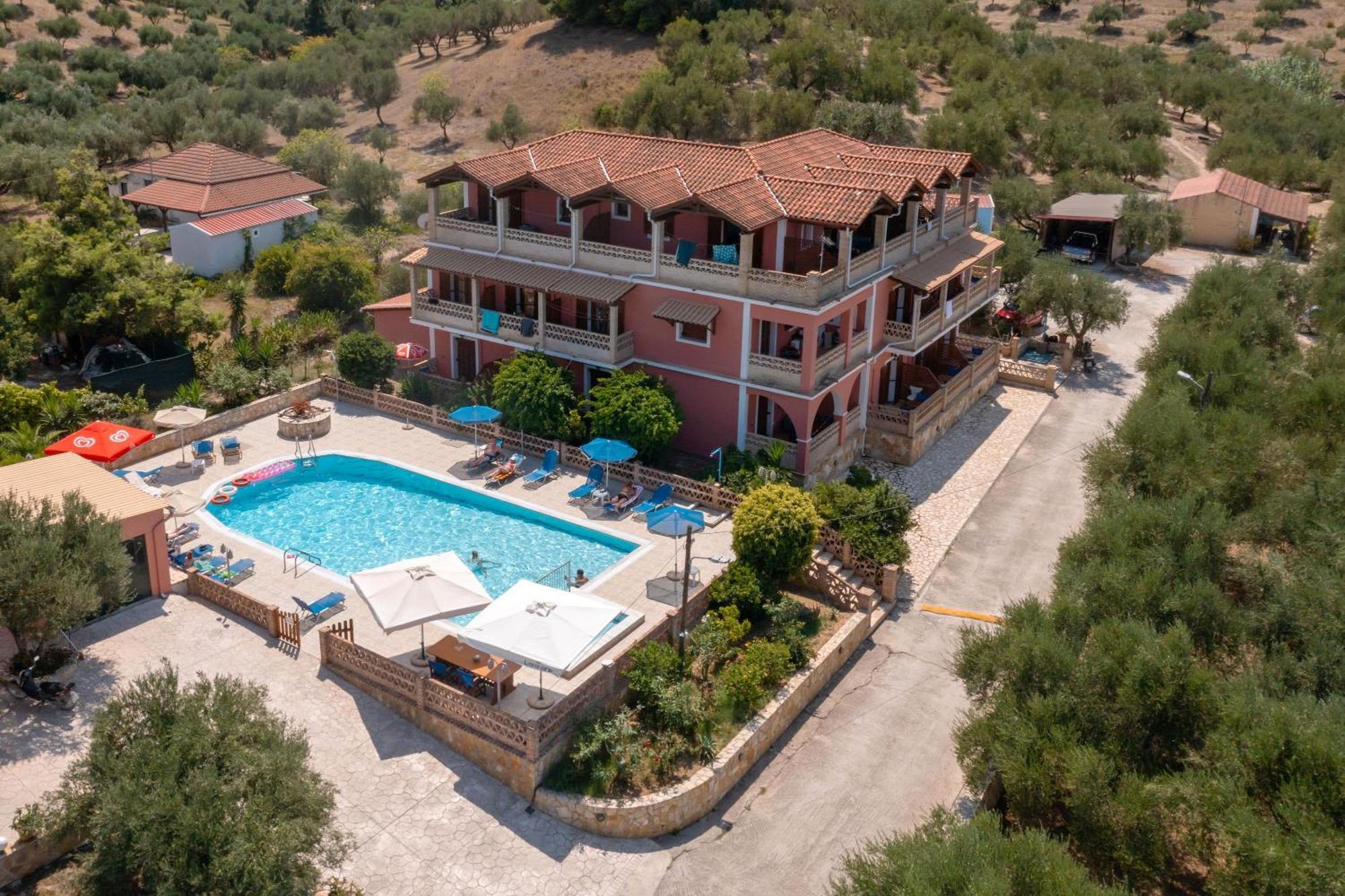 Anemomylos - Private Pool, Family Escape, By Zantewize Apartment