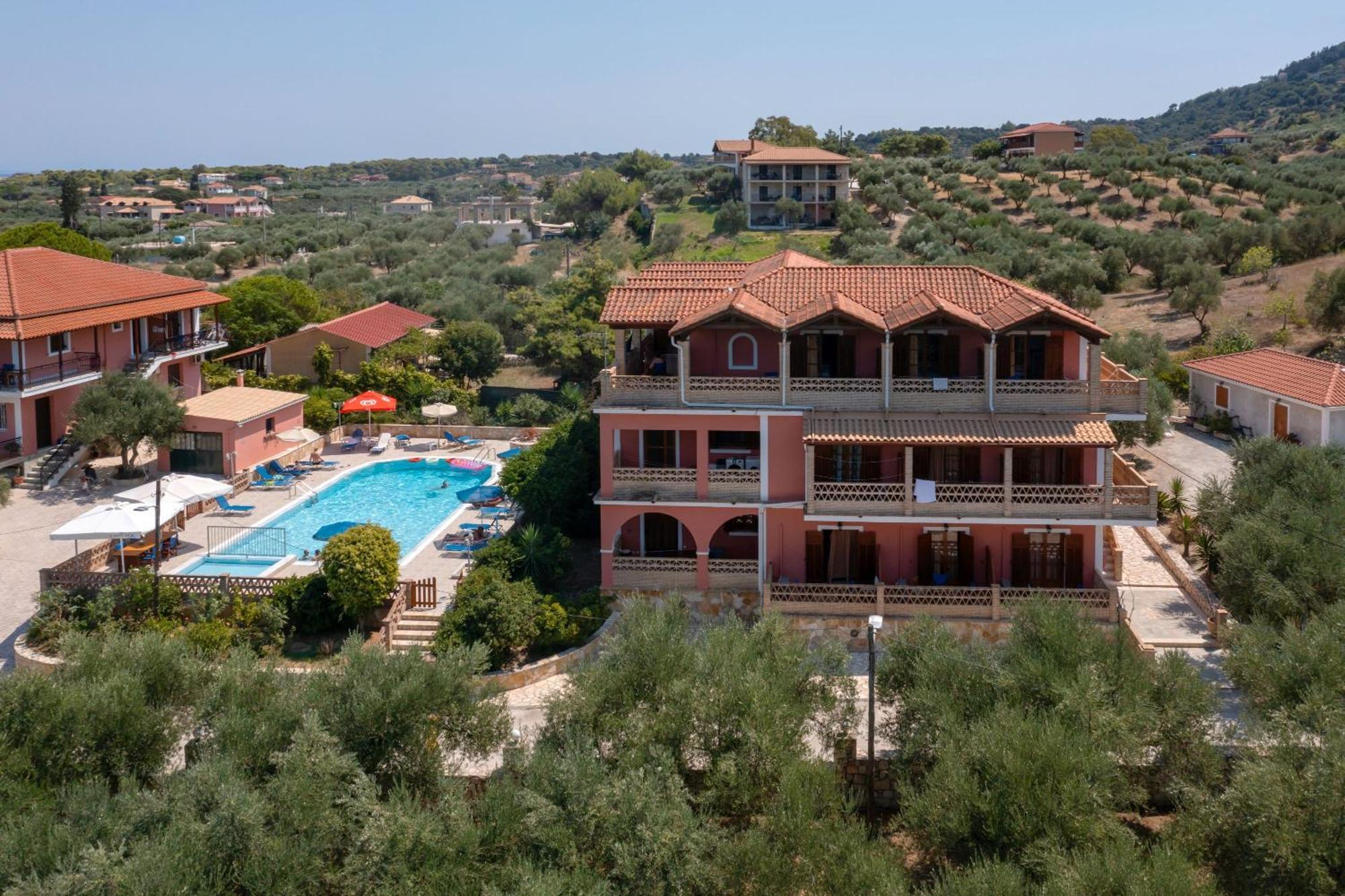 Anemomylos - Private Pool, Family Escape, By Zantewize