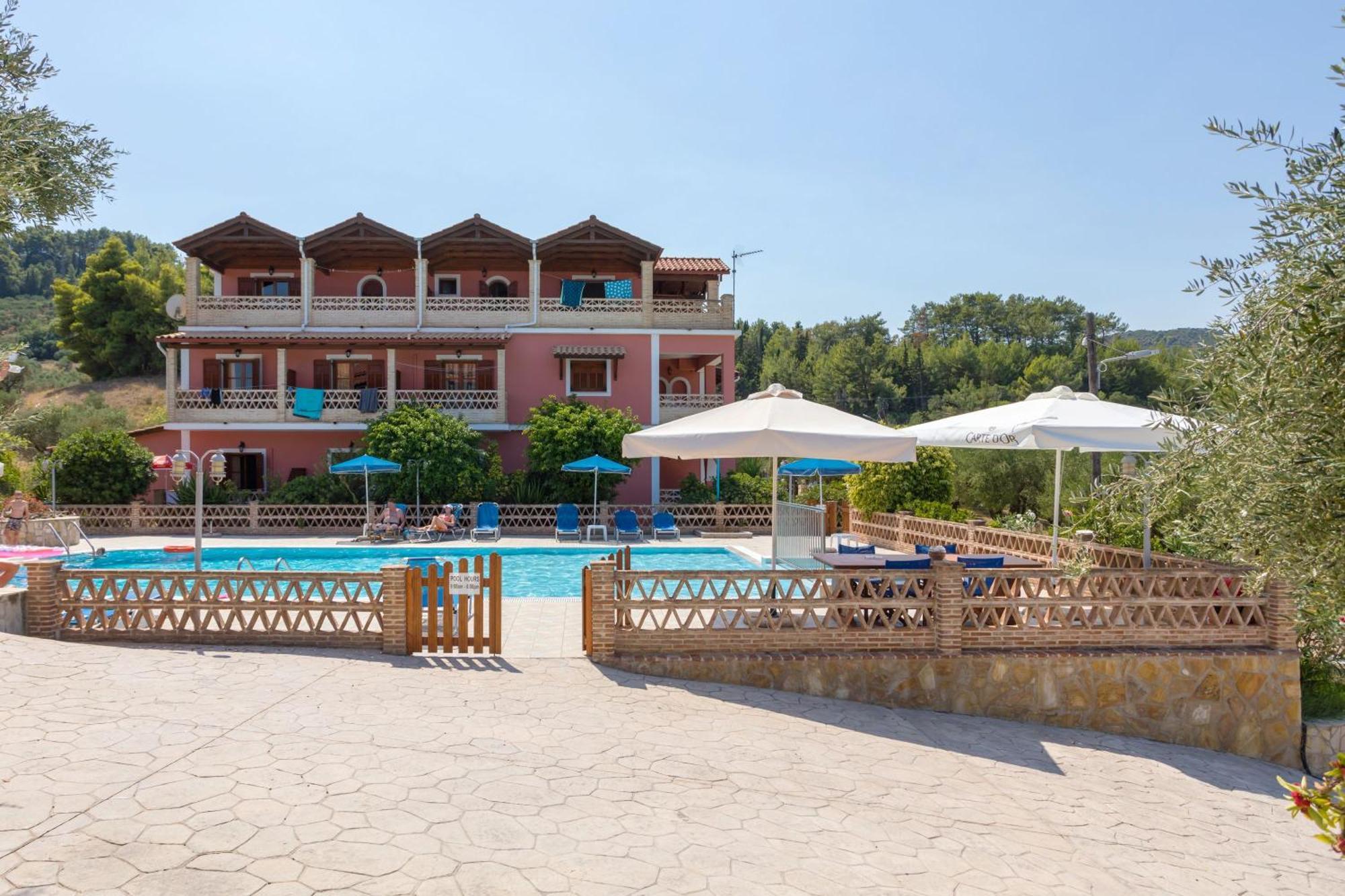 Anemomylos - Private Pool, Family Escape, By Zantewize *