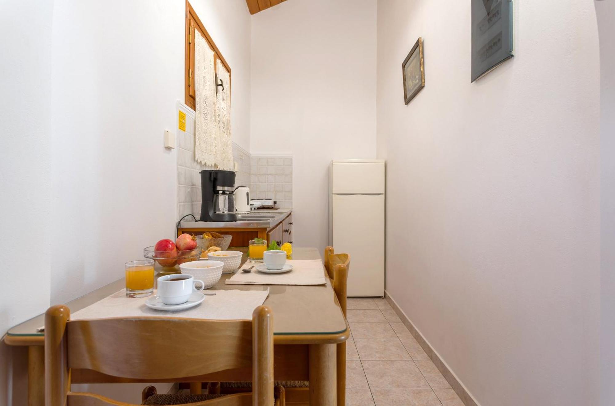 Apartment Anemomylos - Private Pool, Family Escape, By Zantewize Vasilikos (Zakynthos)