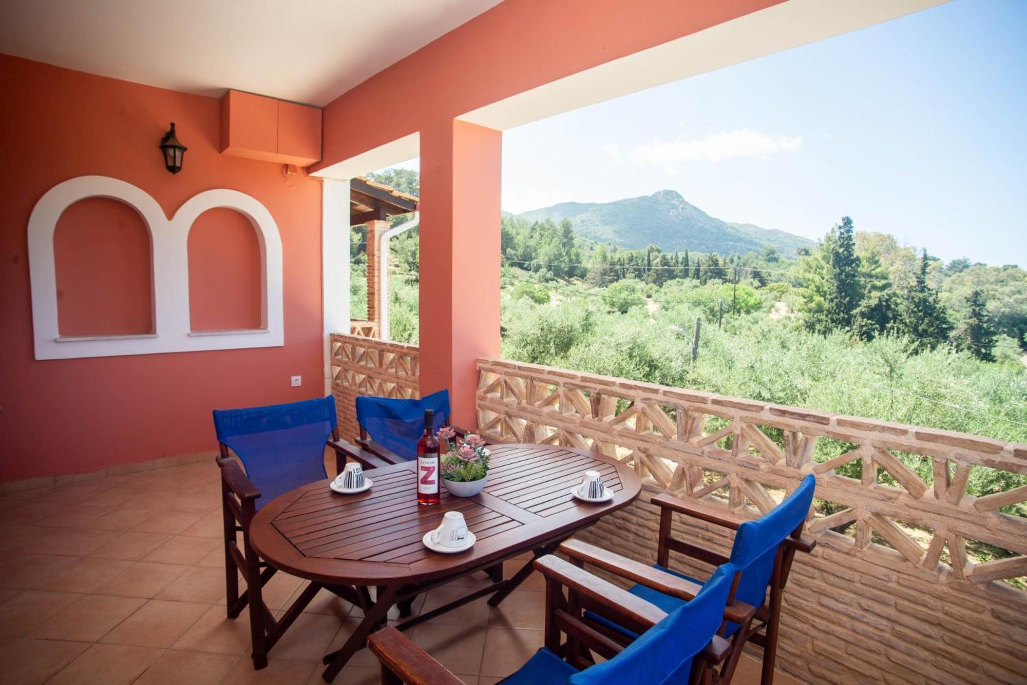 Anemomylos - Private Pool, Family Escape, By Zantewize Apartment