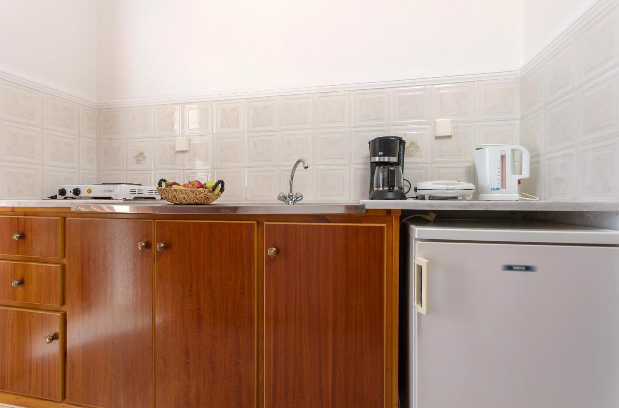 Apartment Anemomylos - Private Pool, Family Escape, By Zantewize *