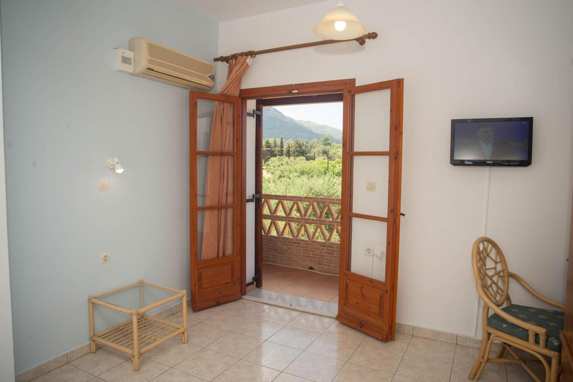 Anemomylos - Private Pool, Family Escape, By Zantewize * Vasilikos (Zakynthos)